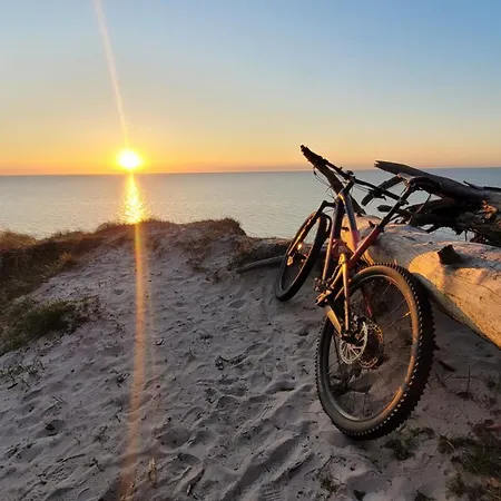Caloroczne Nad Morzem Kraina Baltyku Przewloka (Pomerania)