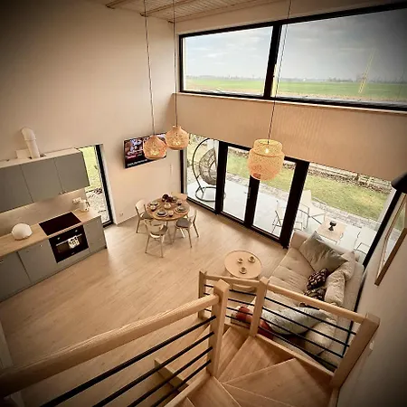 Caloroczne Nad Morzem Kraina Baltyku Przewloka (Pomerania)